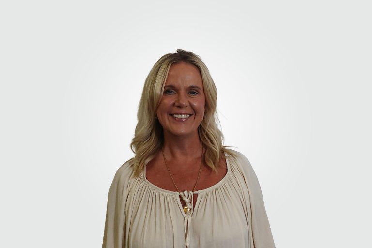CLAIRE HOBBS (2)